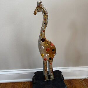 Metal Giraffe Decor